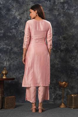 Nandini-Pink-Suit-Set 4