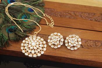 Elegant kundan polki necklace set 2