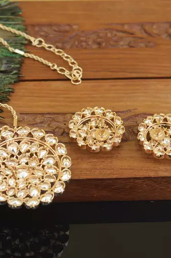 Elegant kundan polki necklace set