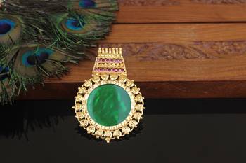 Kerala style gold plated palakka pendant 1