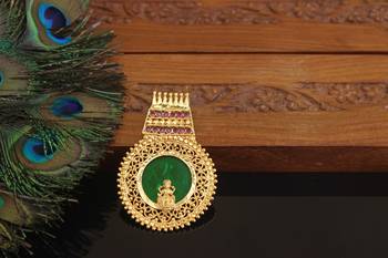 Kerala style gold plated temple palakka pendant 1