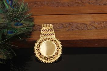 Kerala style gold plated temple palakka pendant 3