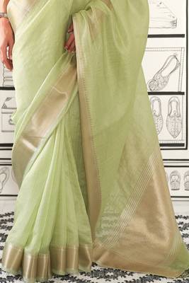 Green Bangali Chifforn with Zari Border and Weaving Pallu saree With Blouse 3