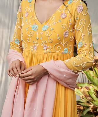 Yellow hand embroidery georgette kurta set 4