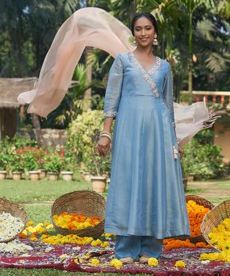 Blue hand embroidery tissue kurta set 1