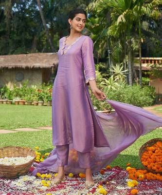 Purple hand embroidery tissue kurta set 2