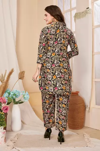 Black colour beautiful printed trendy coord set dress for looks