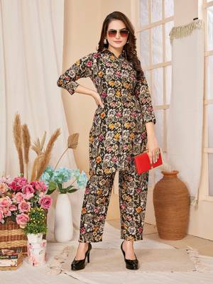 Black colour beautiful printed trendy coord set dress for looks 4
