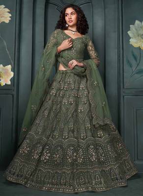 designer mehendi net embroidery bridal lehenga 1