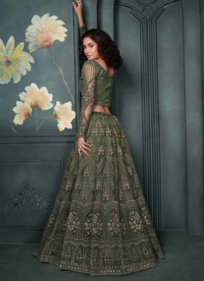 designer mehendi net embroidery bridal lehenga 4