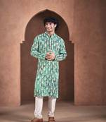Vardha men's viscose stitched kurta, teal-white flowy leaf pattern shibori dyed ethnic kurtas for men