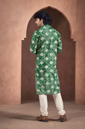 Vardha men's viscose sequence slim kurta, self patterned with block print, shibori dyed kurtas for men, (green )