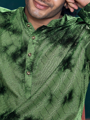 Vardha men's viscose sequence stitched kurta, flowy green pattern shibori dyed ethnic kurtas for men 3