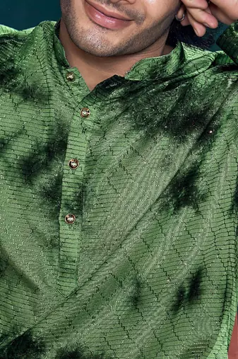 Vardha men's viscose sequence stitched kurta, flowy green pattern shibori dyed ethnic kurtas for men