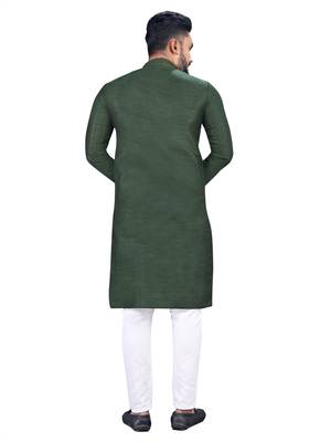 Green plain silk cotton straight kurta 3