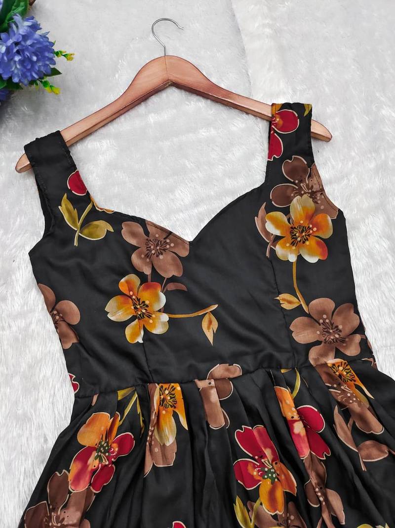 Silk sleeveless maxi gown for women