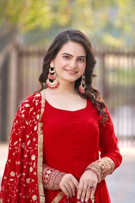 Red Georgette Maxi Gown With Dupatta And Pent 3