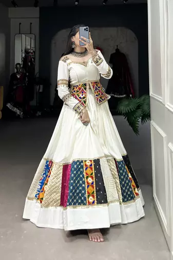 Women's Navaratri Special Traditional Ctop - Top Lehenga Choli Set