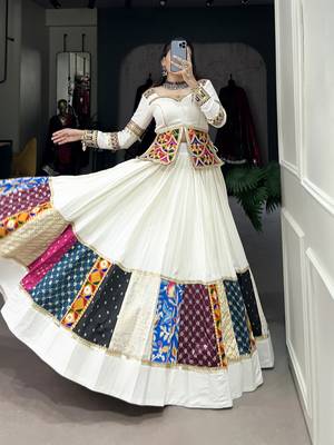 Women's Navaratri Special Traditional Ctop - Top Lehenga Choli Set 7