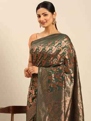 Sangam Prints Green Cotton Woven Work Traditional Saree 3