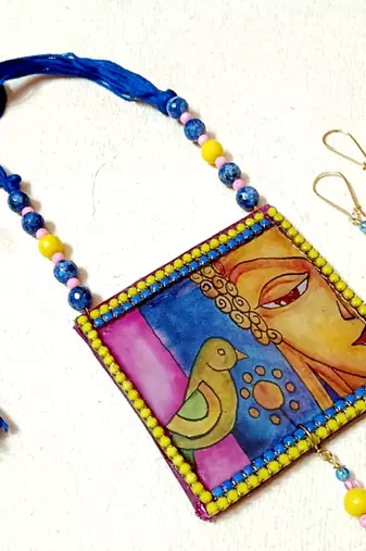Handcrafted necksets4