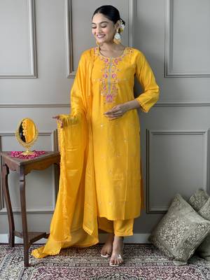 Women Yellow Chanderi Embroidered Kurta Pant Dupatta Set 5