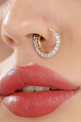 White nose-ring