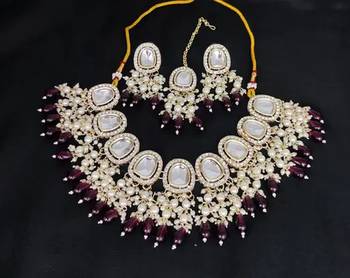 Latest stylish kundan choker wedding party traditional bridal necklace jewellery set for women 2