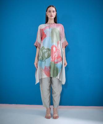 Grey & red asymmetric kaftan tail set 1