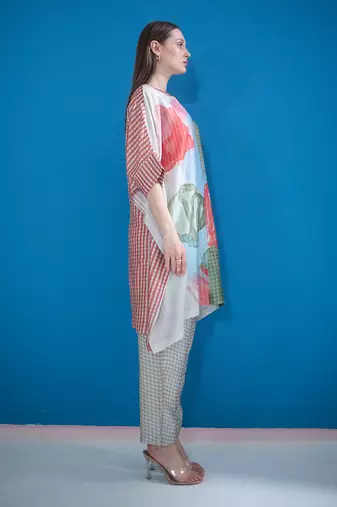 Grey & red asymmetric kaftan tail set