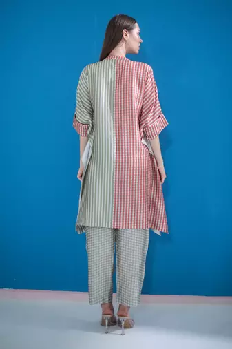 Grey & red asymmetric kaftan tail set