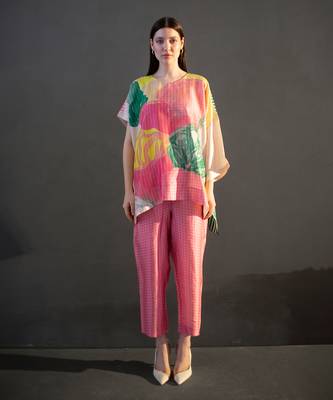 Cream & pink one side kaftan sleeve set 1