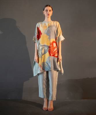 Light grey asymmetric kurta set 1