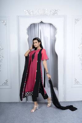 Nikhaar pink georgette stitched asymmetrical trouser kurta & dupatta  3