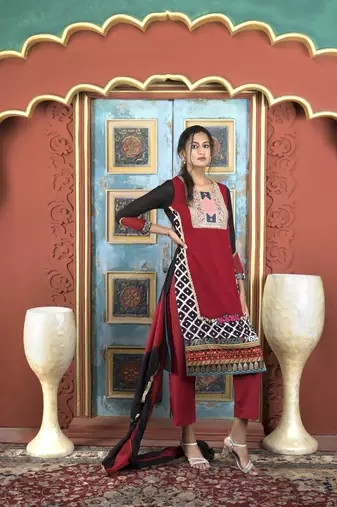 Nikhaar maroon georgette stitched straight cut trouser kurta & dupatta 
