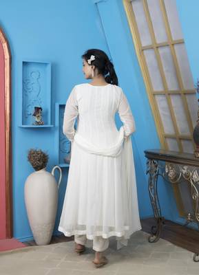 Nikhaar off white georgette stitched anarkali trouser kurta & dupatta  5