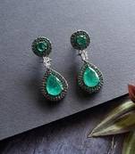 Ascetic green doublets cocktail earring
