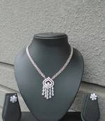 Gorgeous ad pendant set in slver chain