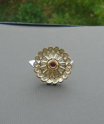 Kundan finger ring with pink stone 1
