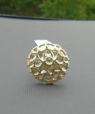 Stunning golden kundan studded ring 2