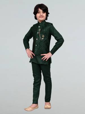 Boys geometric embossed cotton blend waistcoat with kurta & pant set - bottle green 4