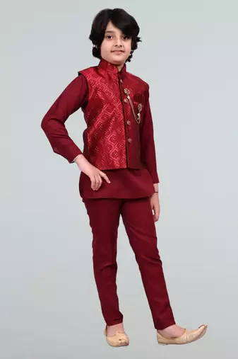 Boys geometric embossed cotton blend waistcoat with kurta & pant set - maroon