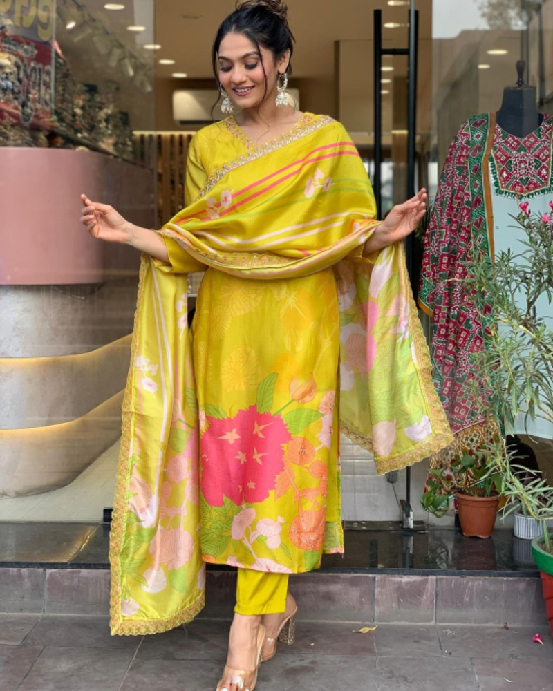 Women Yellow Chanderi Silk Embroidered Kurta Pant Dupatta Set