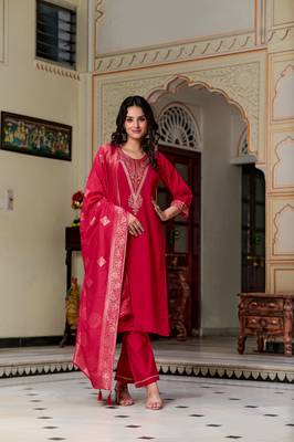 Women Chanderi Silk Embroidered Kurta Pant Dupatta Set 1