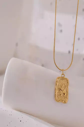 18k plated butterfly pendant necklace