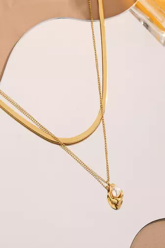 18k plated pearl layered necklace