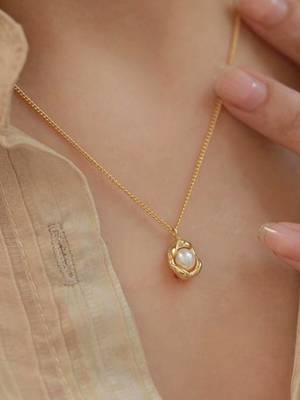 18k plated pearl layered necklace 5