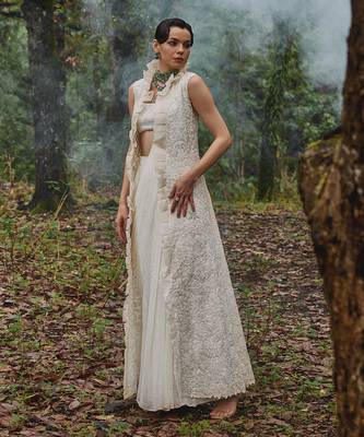 white embroidered organza saree set 1