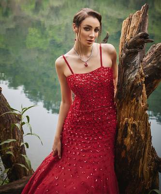 Red geometric organza dress 3