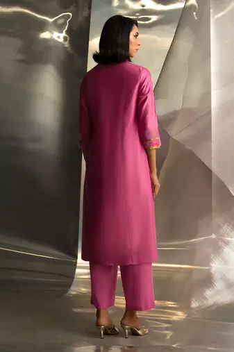 Bloom pink embroidered chanderi kurta set